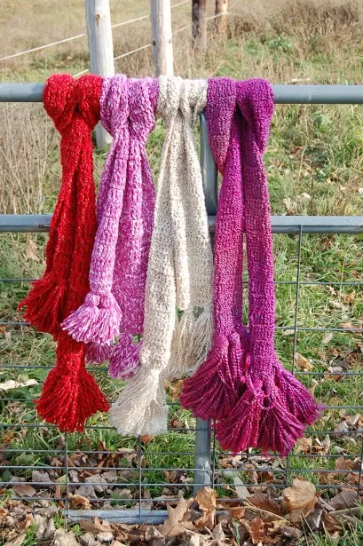 Simple Scarves - Easy #Crochet Gifts 