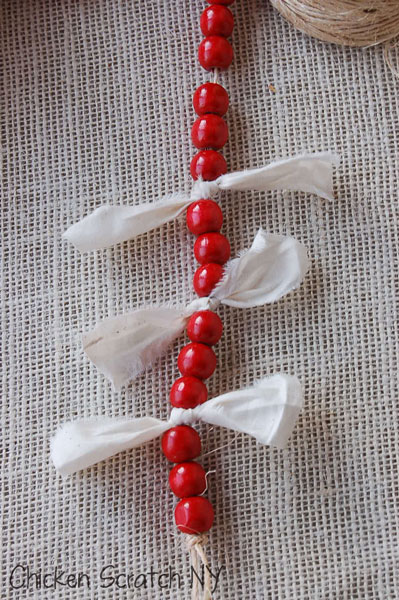 red and white Christmas garland