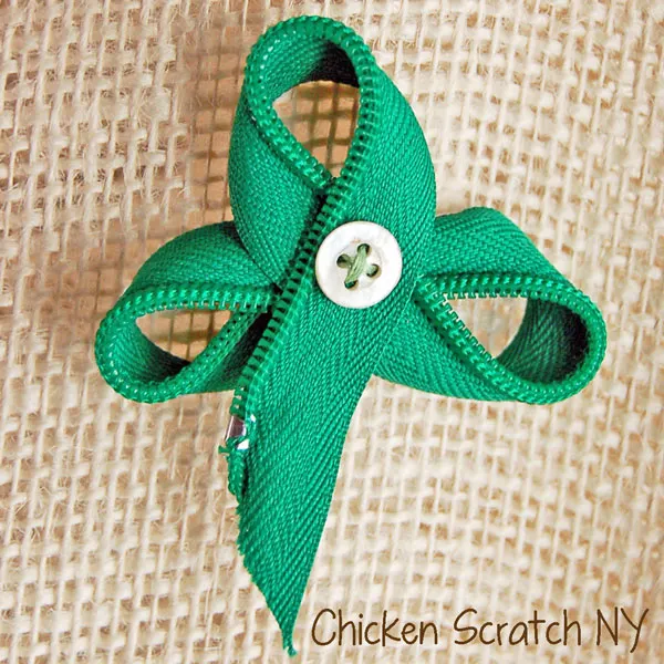 St. Patrick's Day Pin Tutorial
