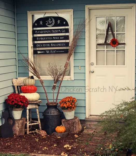 Halloween Entry Way - Broom Co. SignTutorial