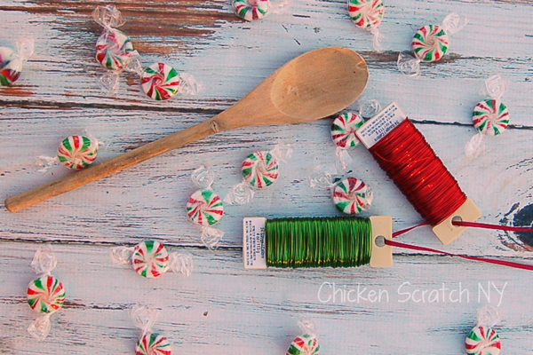 A fast and easy holiday garland using craft wire, peppermints and a spoon