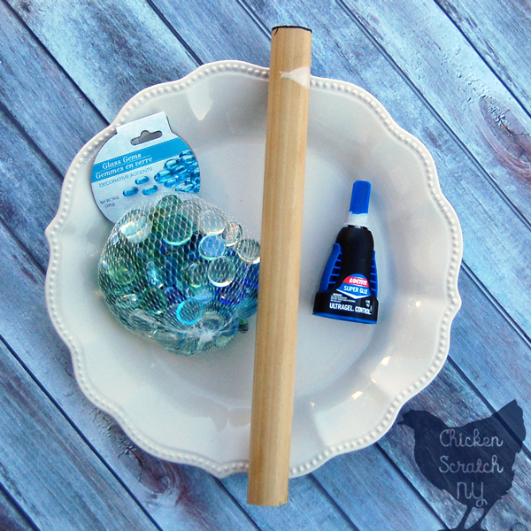 Turn a dinner plate into a pretty Bee & Butterfly Waterer in minutes with easy to find supplies