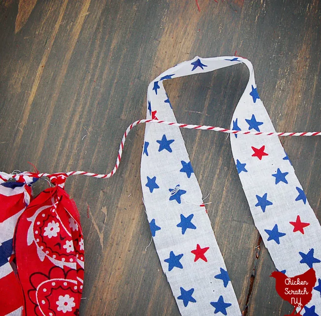 4th of July no sew americana garland from bandanas and barkers twine