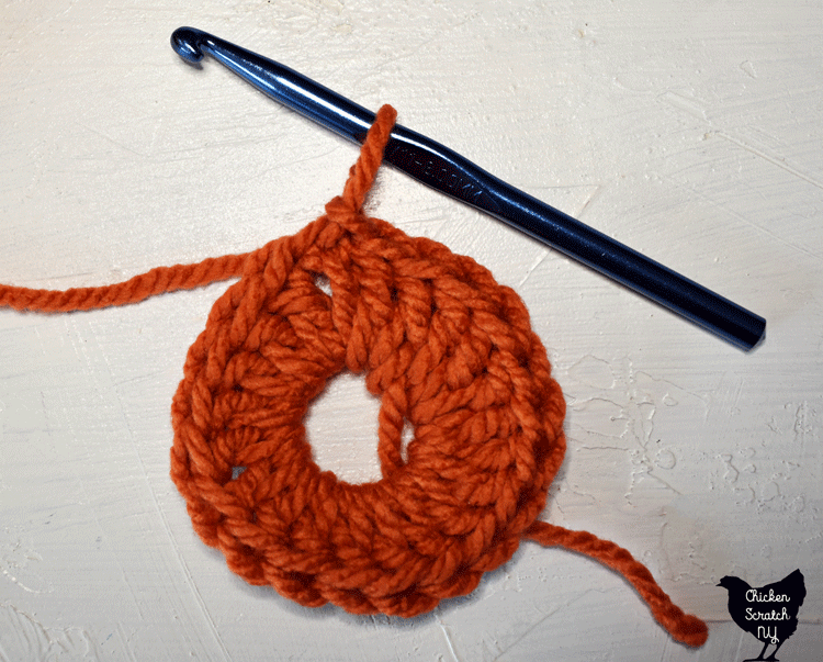 slip stitch pumpkin crochet scrunchie closed