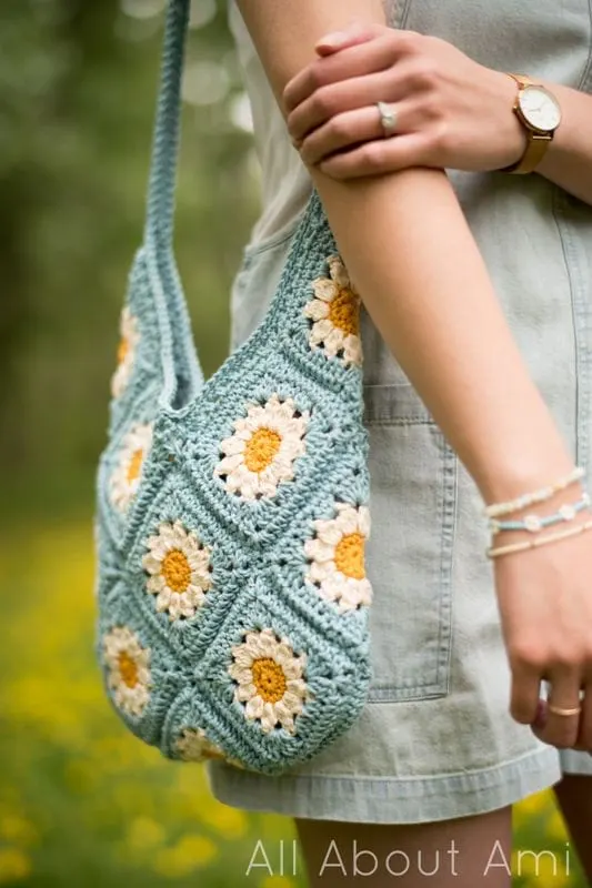 10 Crochet Granny Square Bag Patterns - This is Crochet